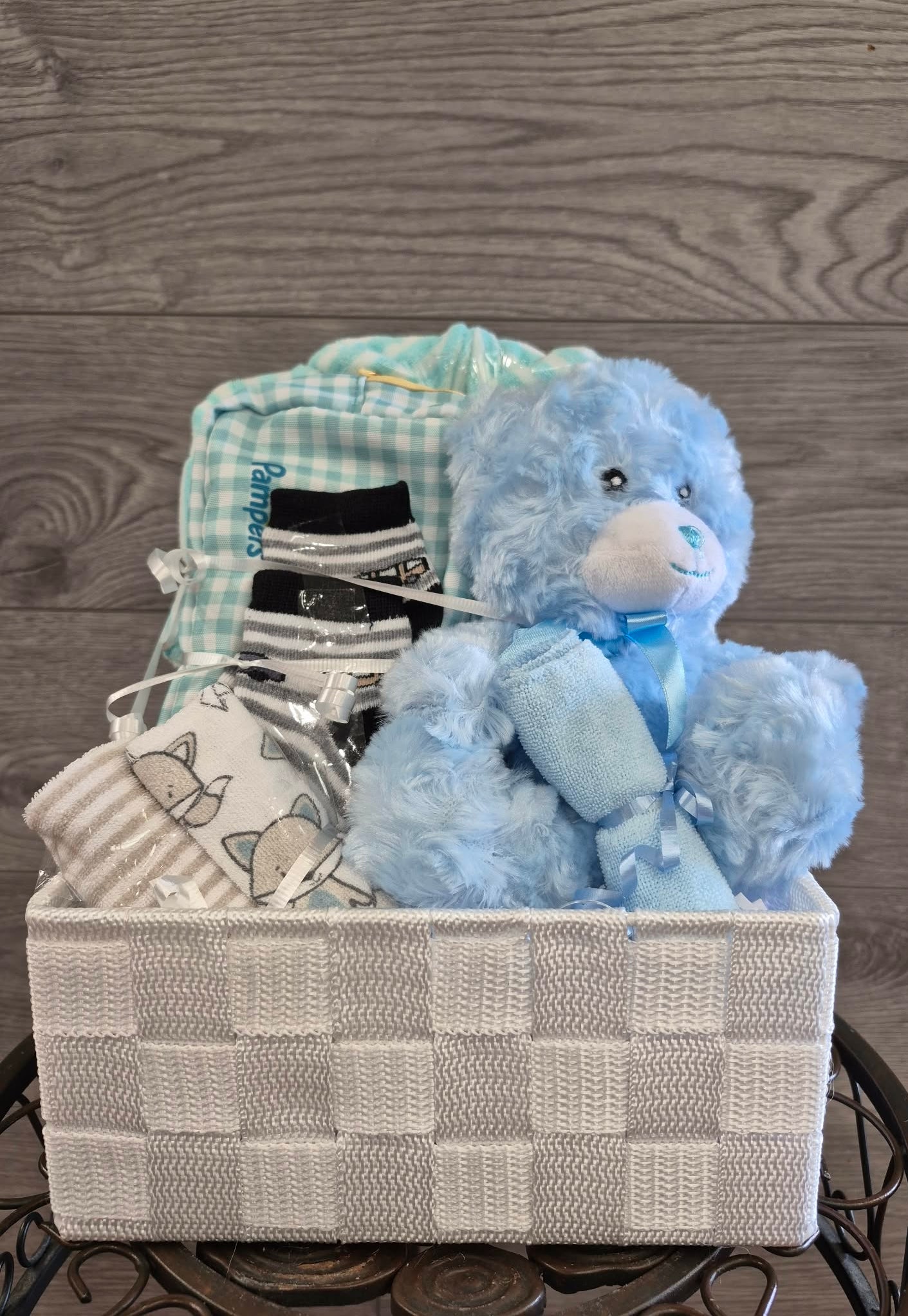 Panier cadeau naissance — Petit garçon